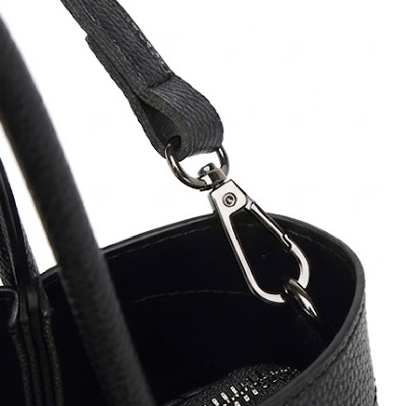 DIE STRUKTURIERTE LYCHEE-NARBENLEDER-TASCHE