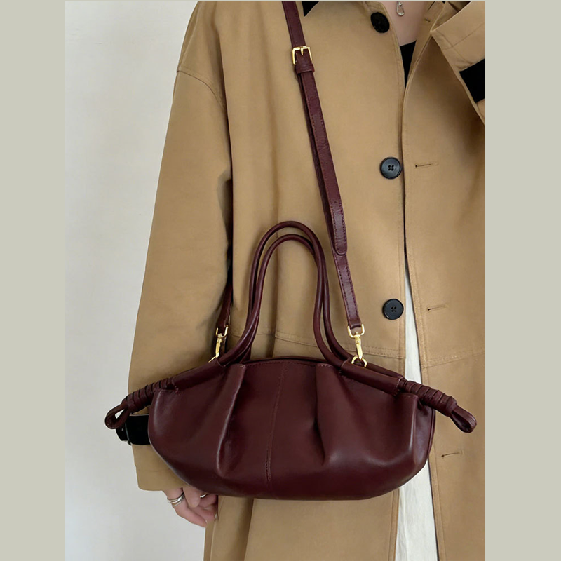 LE SAC-AUMÔNIÈRE PLISSÉ SCULPTURAL