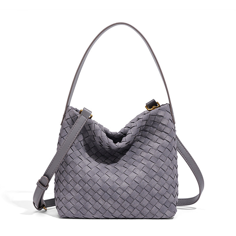 LE SAC CABAS VOLUME EN FAUX SUÈDE