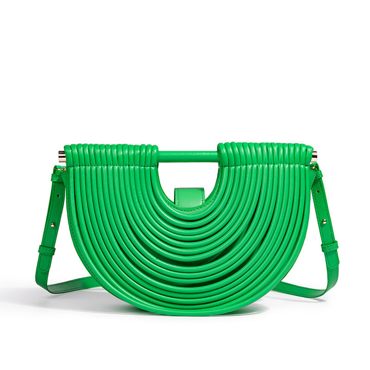 LA POCHETTE ARCHITECTURALE À PLIS RADIAUX