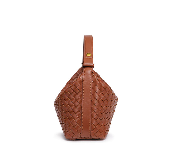 DIE HALBMONDFÖRMIGE BEUTELTASCHE