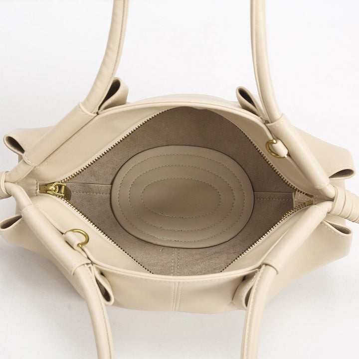 LE SAC-AUMÔNIÈRE PLISSÉ SCULPTURAL