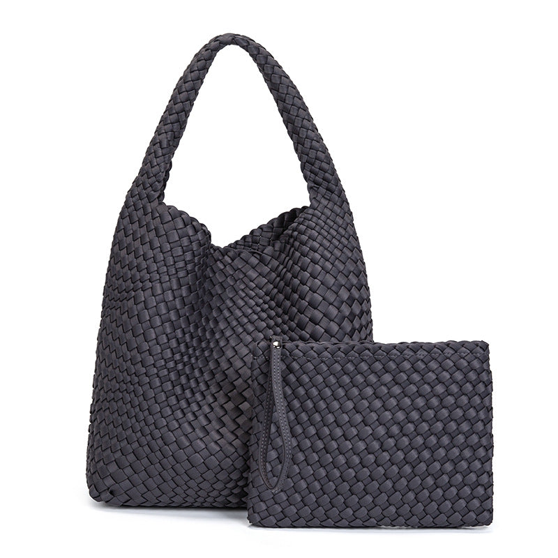 LE SAC CABAS VOLUME EN SATIN