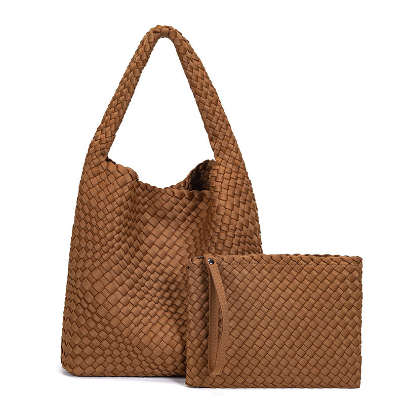 LE SAC CABAS VOLUME EN SATIN