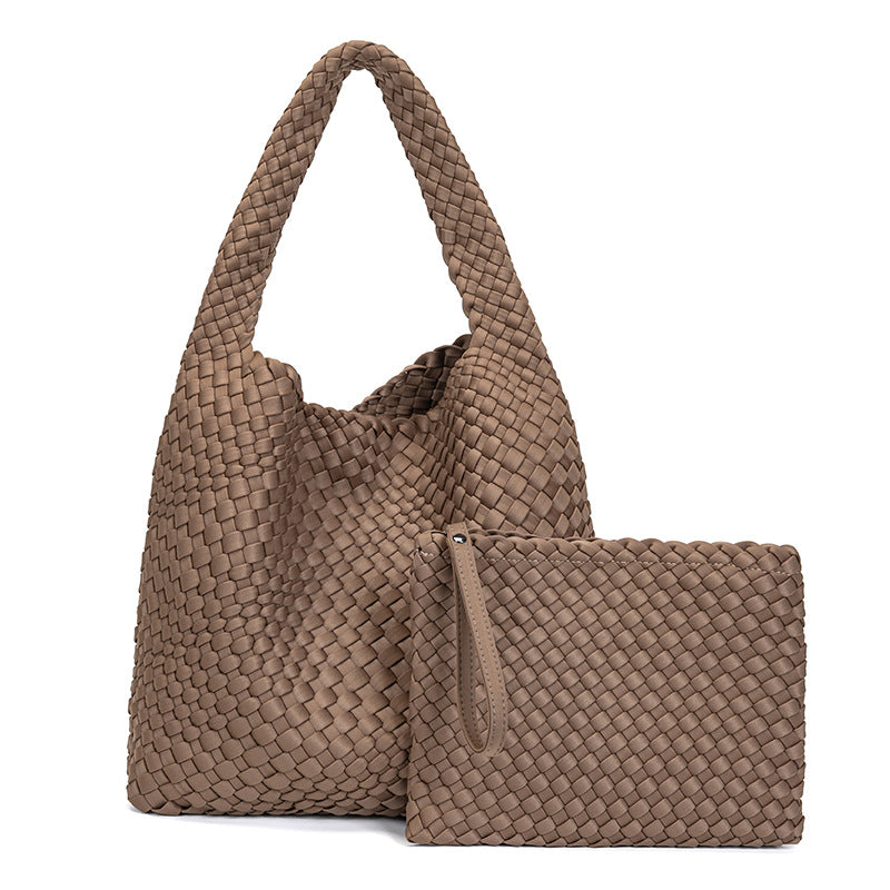 LE SAC CABAS VOLUME EN SATIN