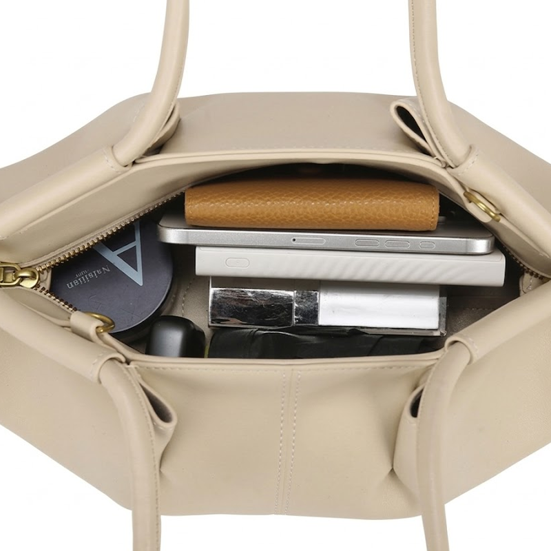 LE SAC-AUMÔNIÈRE PLISSÉ SCULPTURAL