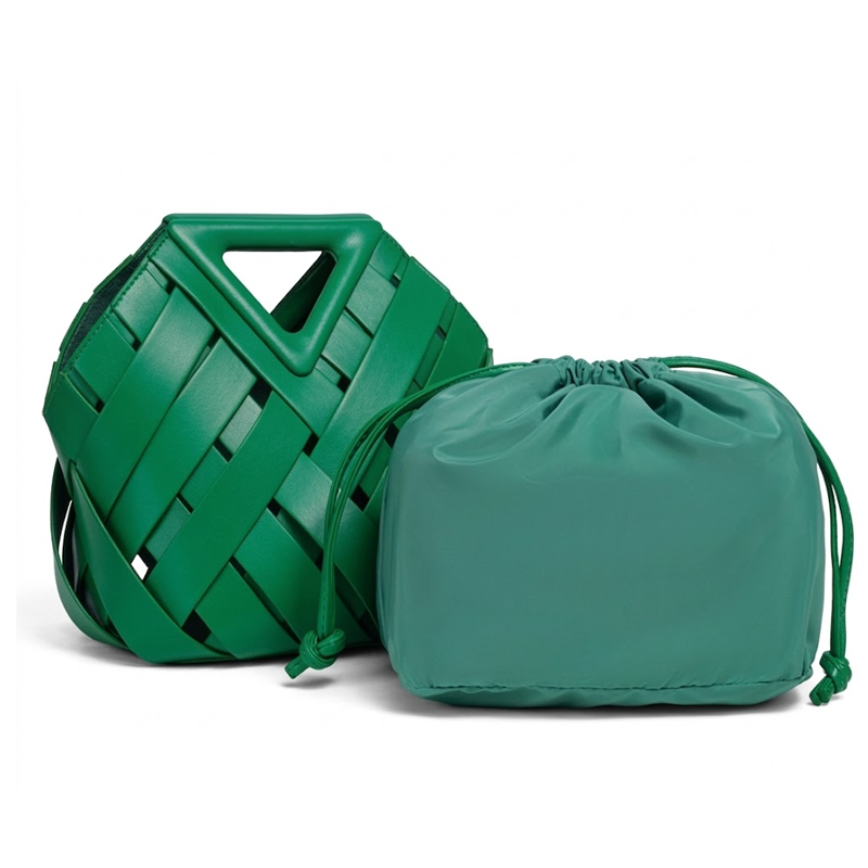 THE V-CUT CLUTCH