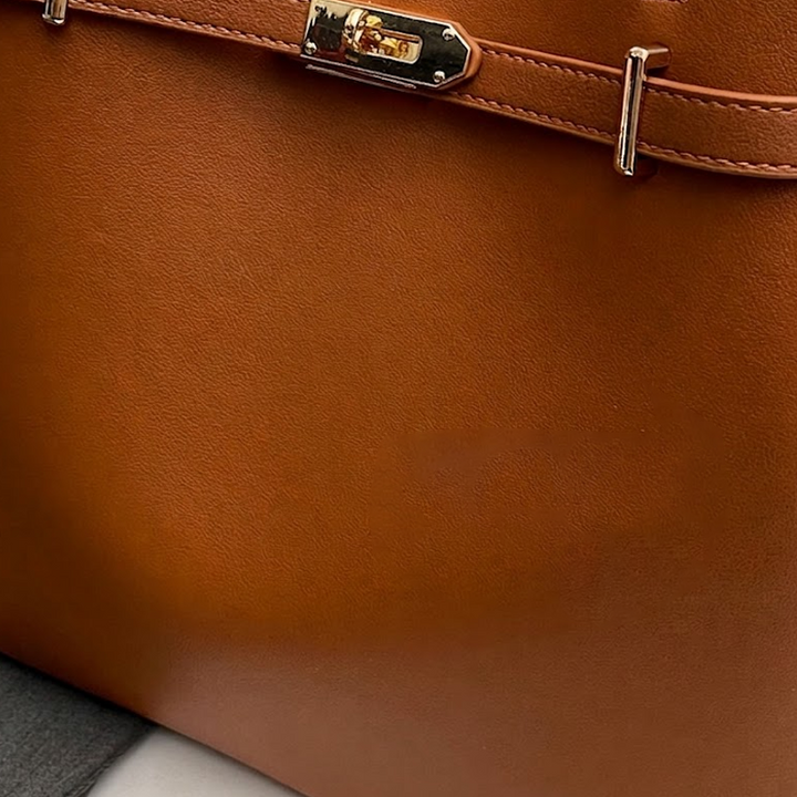 LE SAC DE COURSES AVEC CORDON DE SERRAGE ET CEINTURE