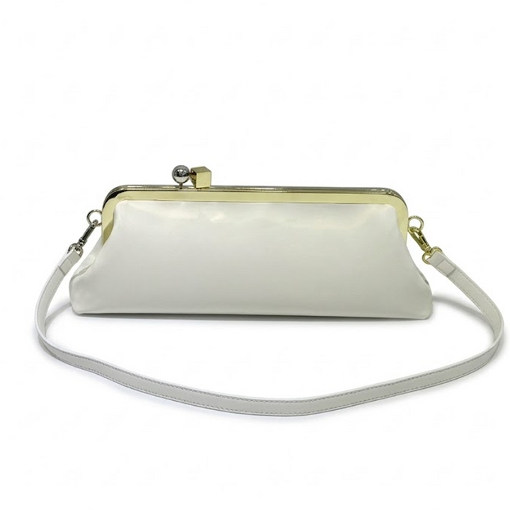 LA POCHETTE ALLONGÉE VINTAGE AVEC FERMOIR