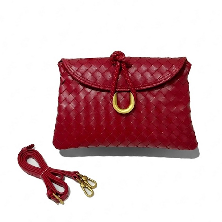 LA POCHETTE À RABAT RAFFINÉE