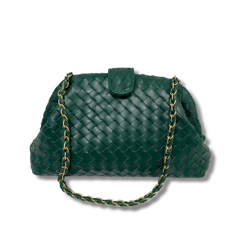 LA POCHETTE CHAÎNE TRESSÉE