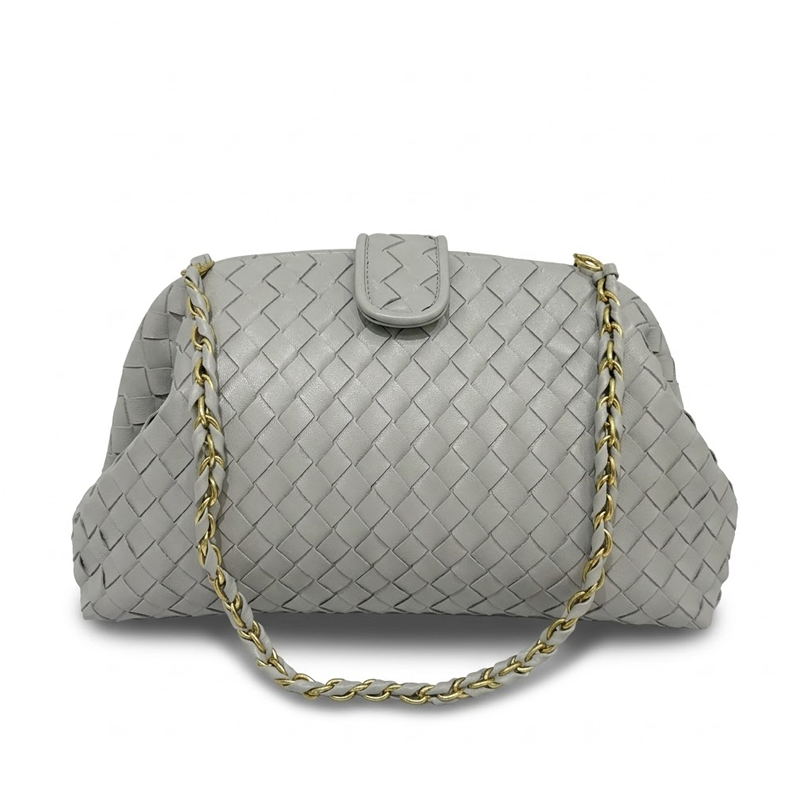 LA POCHETTE CHAÎNE TRESSÉE