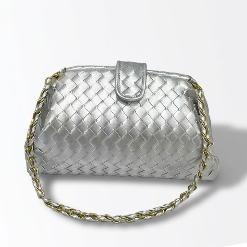 LA POCHETTE CHAÎNE TRESSÉE