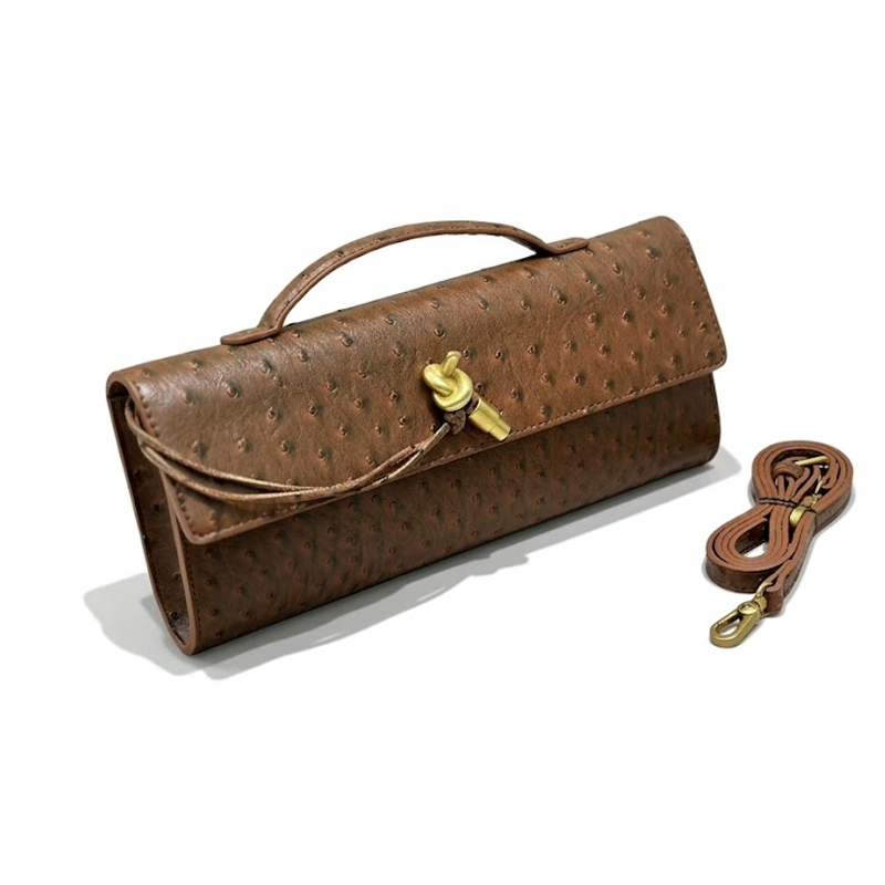 La pochette nœud à rabat – Estampé autruche