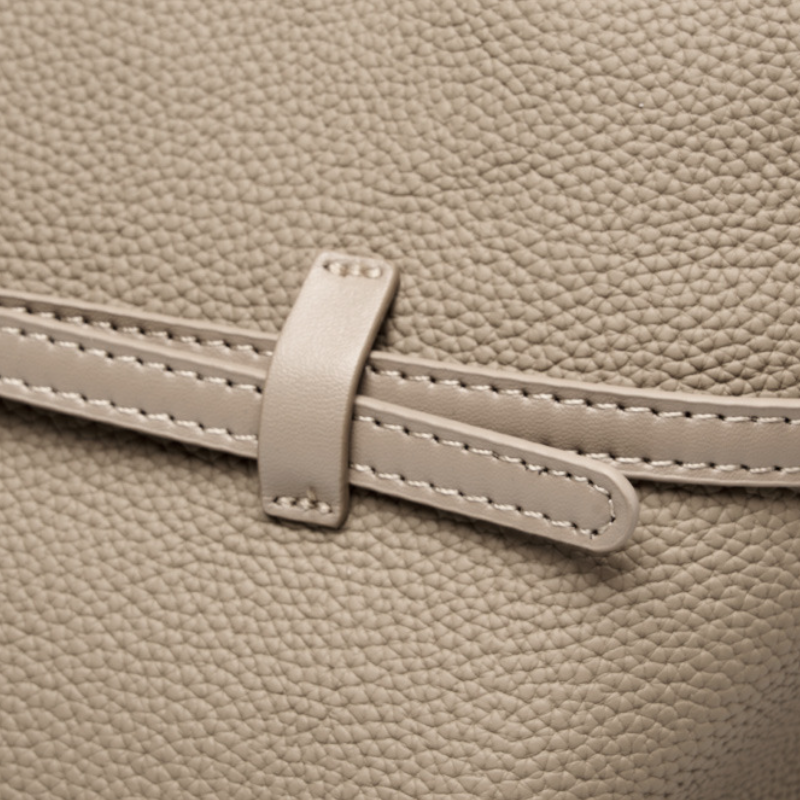 LE SAC CABAS D'AFFAIRES CEINTURÉ