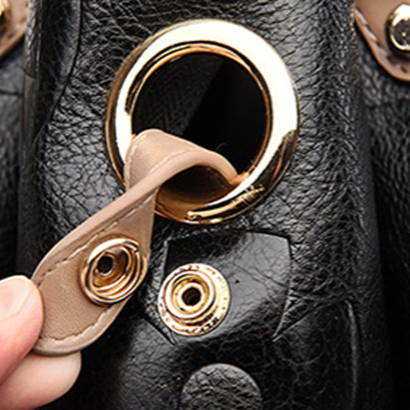 L'ENSEMBLE SAC FOURRE-TOUT GAUFRÉ MONOGRAMME LUXE