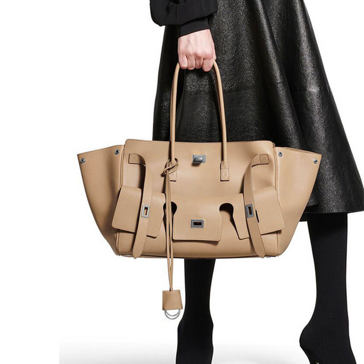 DIE MULTI-POCKET DEKONSTRUIERTE TRAGETASCHE